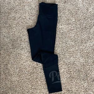 Victoria’s Secret PINK women’s leggings